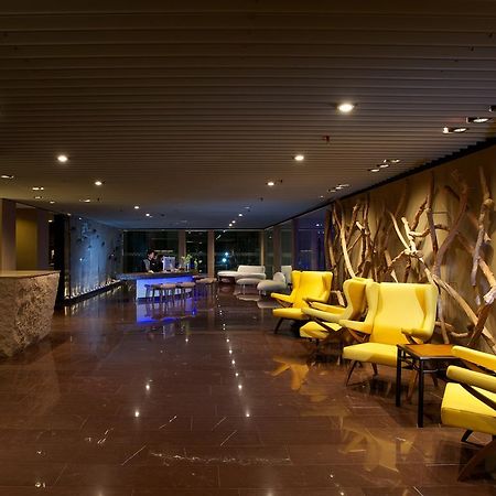 Gtower Hotel Kuala Lumpur Ngoại thất bức ảnh The lounge at the airport