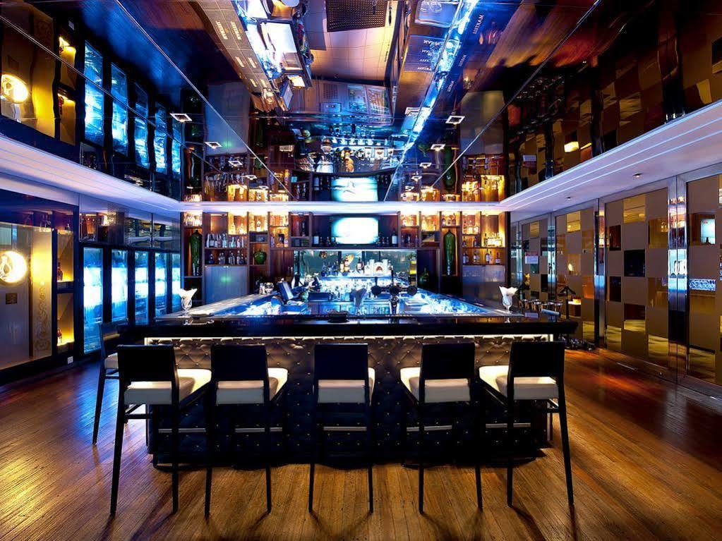 Gtower Hotel Kuala Lumpur Ngoại thất bức ảnh The bar at the 101 bar