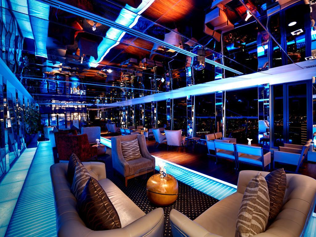 Gtower Hotel Kuala Lumpur Ngoại thất bức ảnh The interior of the bar
